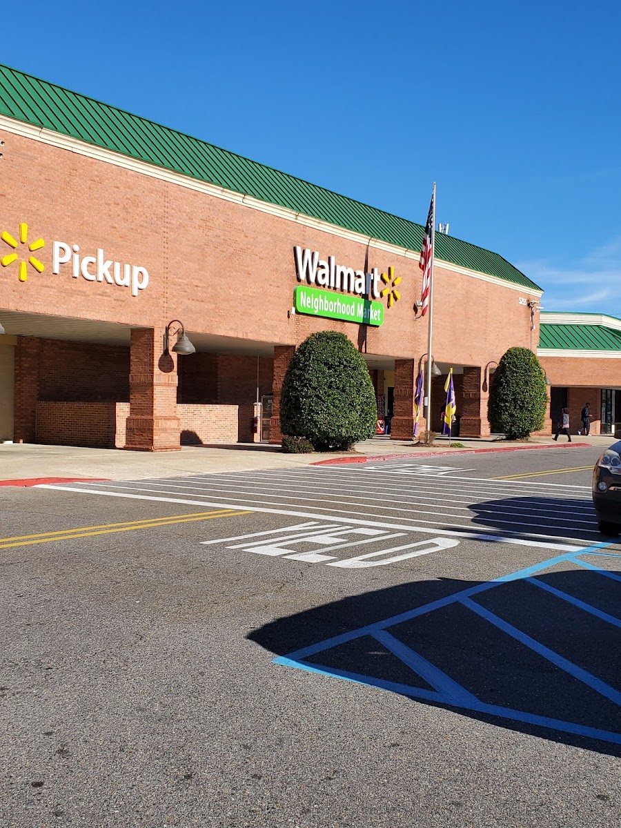 Highland Plaza Shopping Center